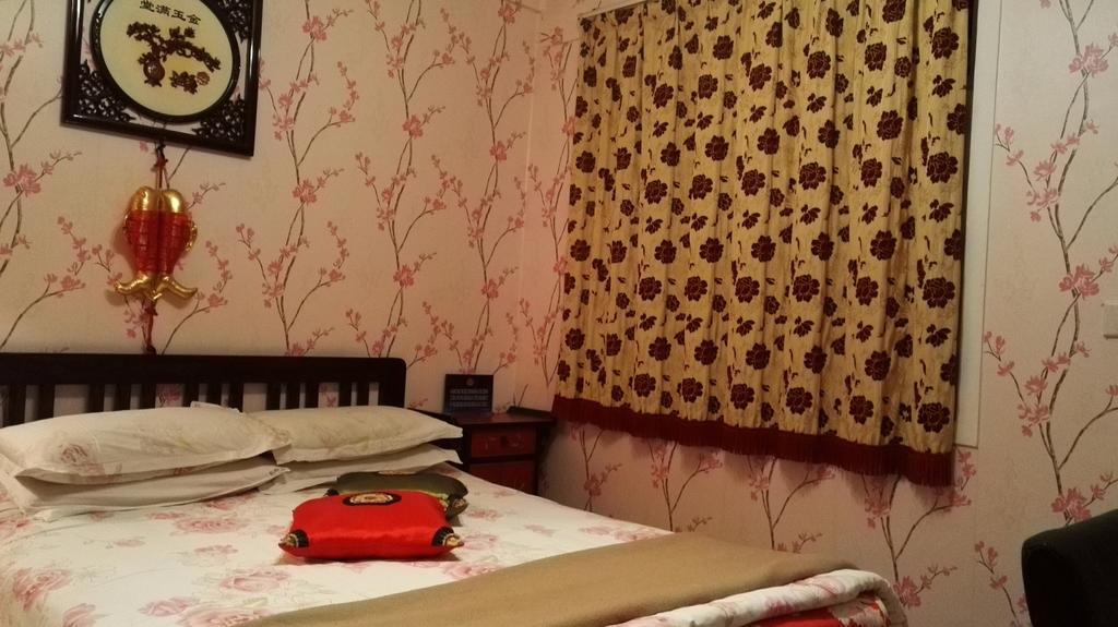 Red Lantern House Hostel Beijing Room photo